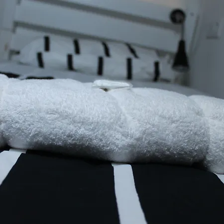 Surf In Chiado Hostel Lizbona