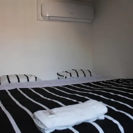 Surf In Chiado Hostal Lisboa