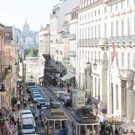 بيت شباب Surf In Chiado